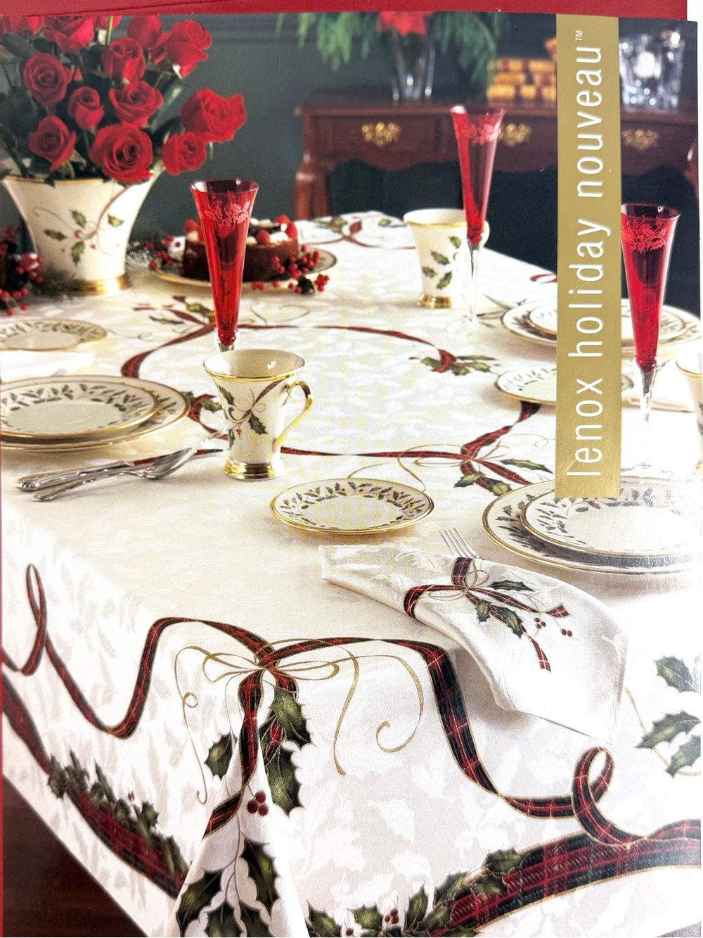 Lenox Holiday Nouveau Christmas Tablecloth 60x84 Oblong NIP